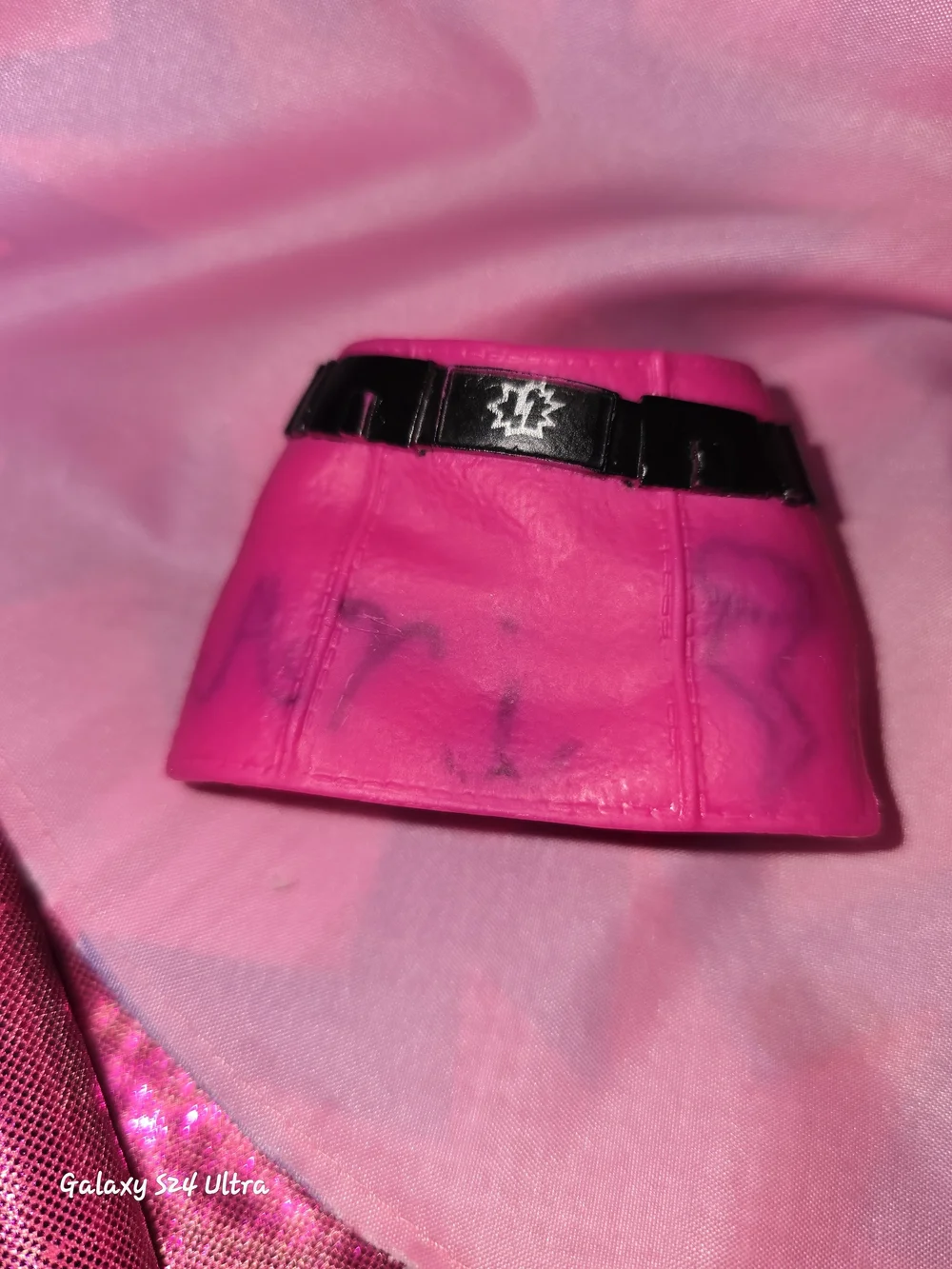 Barbie Bright Pink Superhero Duo with Capes